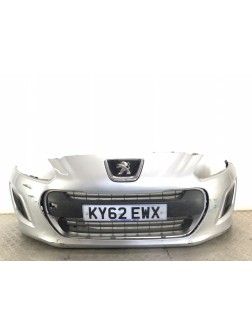 Бампер передний бу для Peugeot 308 T7 1.6 HDi,  2012 г.
