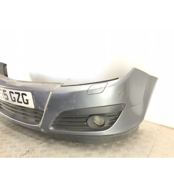 Бампер передний бу для Opel Astra H 1.6 i,  2005 г.