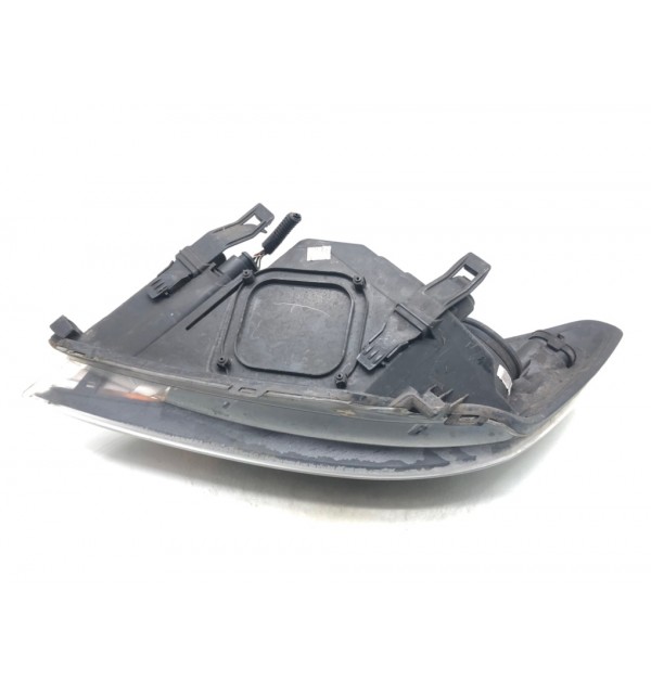 Фара правая бу для Ford Focus 2 1.8 i,  2009 г.