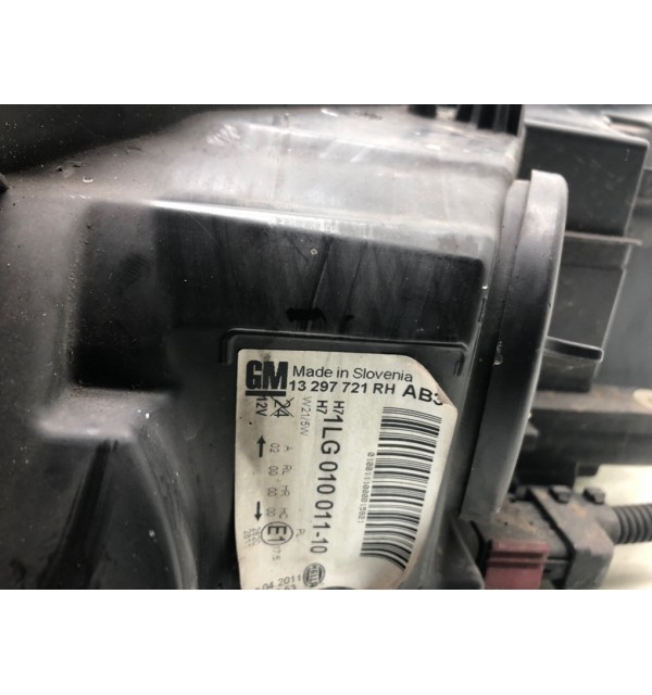 Фара правая бу для Opel Astra J 1.7 CDTi,  2011 г.