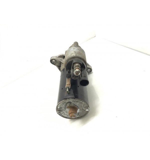 Стартер бу для Volkswagen Passat B6 2.0 TDi,   г.