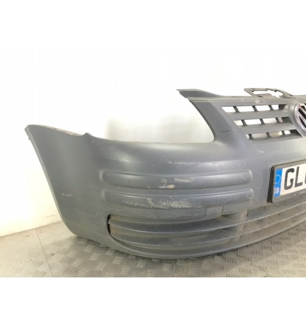 Бампер передний бу для Volkswagen Caddy  2.0 SDi,  2008 г.