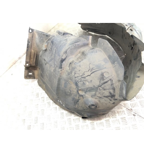 Защита арок передняя правая (подкрылок) бу для BMW 3 E90/E91/E92/E93 2.0 i,  2009 г.