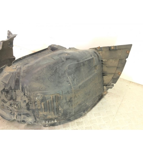 Защита арок передняя правая (подкрылок) бу для BMW 3 E90/E91/E92/E93 2.0 TD,  2012 г.