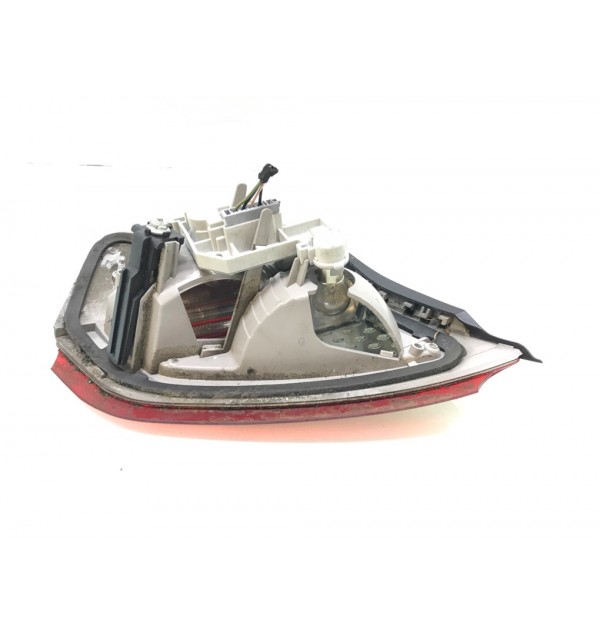 Фонарь крышки багажника правый бу для Ford Mondeo 4 1.8 TDCi,  2009 г.