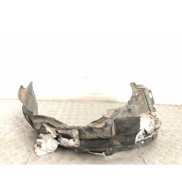 Защита арок передняя правая (подкрылок) бу для Peugeot 4007  2.2 HDi,  2009 г.