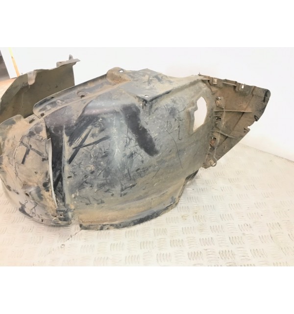 Защита арок передняя правая (подкрылок) бу для BMW 1 E87/E81/E82/E88 2.0 TD,  2009 г.