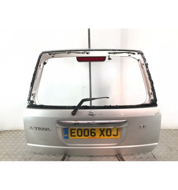Крышка багажника бу для Nissan X-Trail T30 2.0 i,  2006 г.