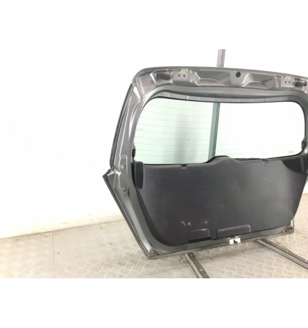 Крышка багажника бу для Suzuki Swift 3 1.5 i,  2006 г.