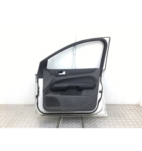 Дверь передняя правая бу для Ford Focus 2 1.6 i,  2007 г.