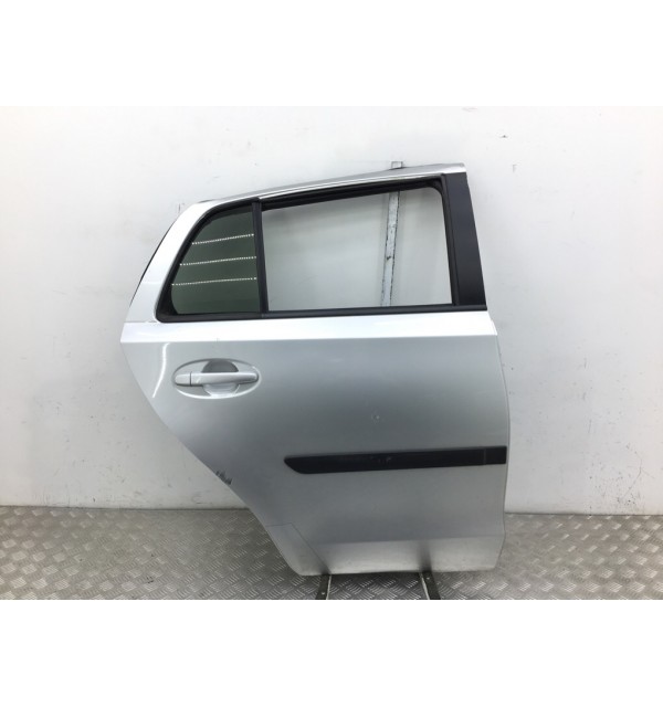 Дверь задняя правая бу для Toyota Urban Cruiser  1.4 D-4D,  2010 г.