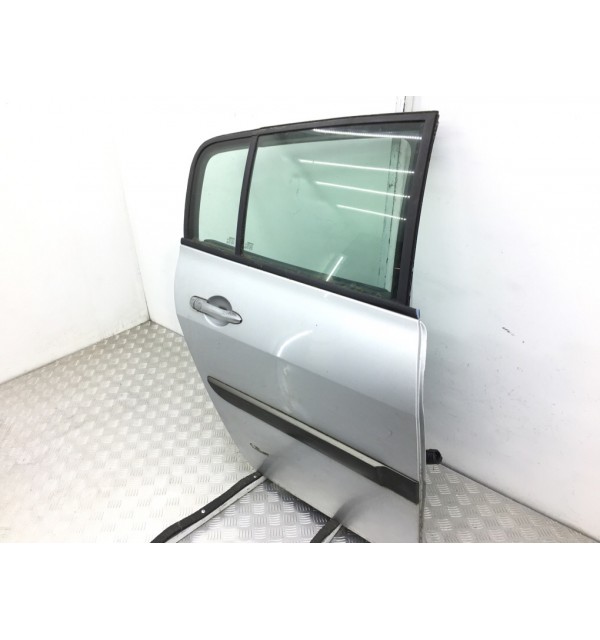 Дверь задняя правая бу для Renault Megane 2 1.5 DCi,  2006 г.