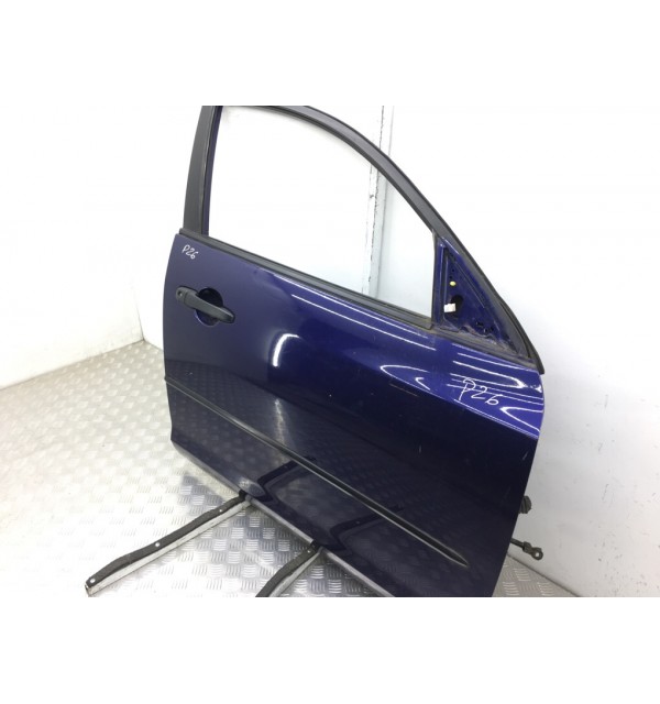 Дверь передняя правая бу для Mazda 3  BK 1.6 i,  2005 г.