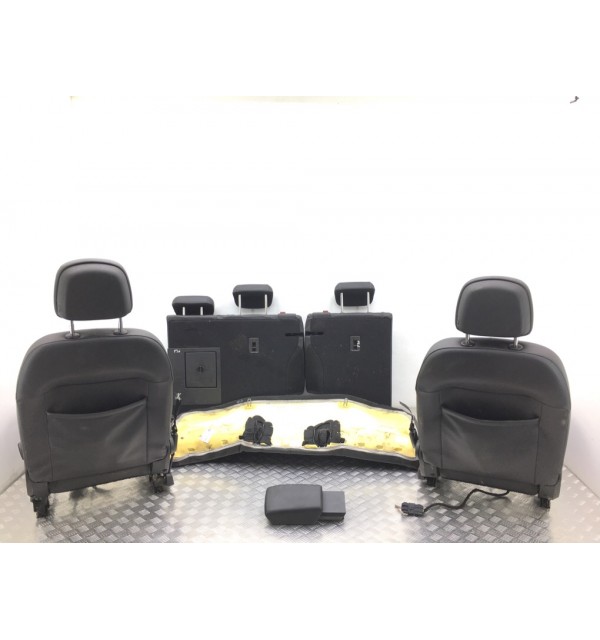 Салон (комплект сидений) бу для Opel Astra J 2.0 CDTi,  2013 г.