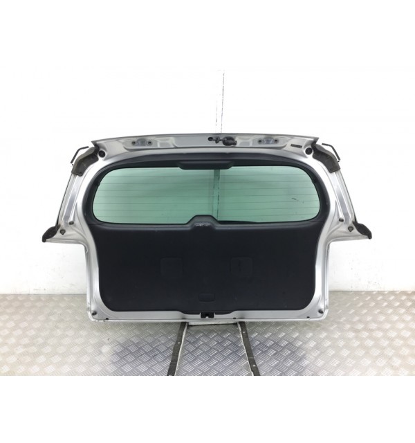 Крышка багажника бу для Toyota Urban Cruiser  1.4 D-4D,  2010 г.