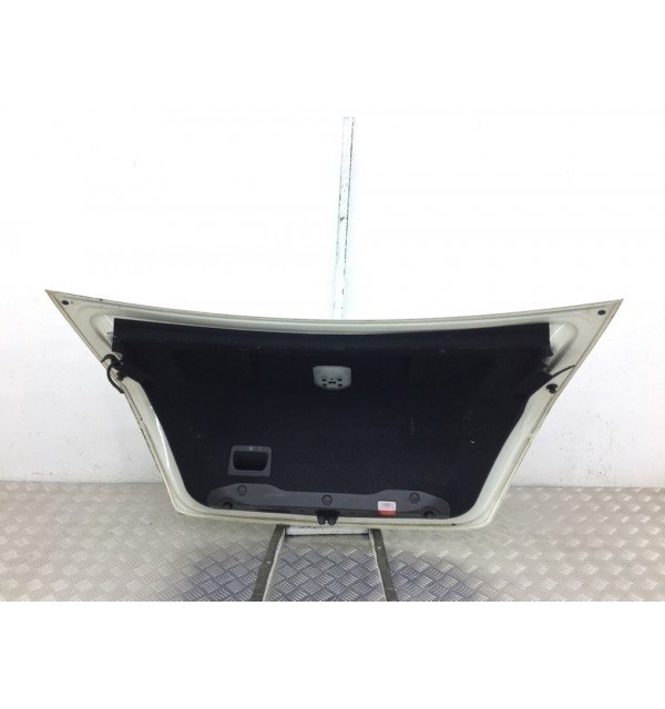 Крышка багажника бу для Mercedes C W204 1.8 i,  2010 г.