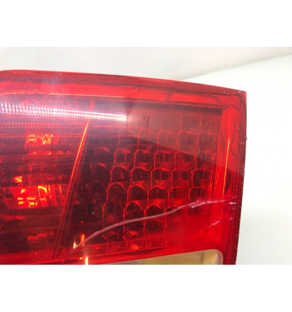 Фонарь крышки багажника правый бу для Audi A8 D3 3.0 TDi,  2005 г.