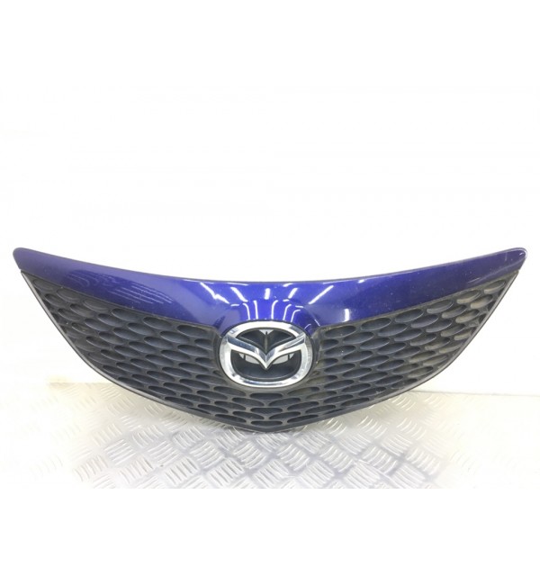 Решетка радиатора бу для Mazda 3  BK 1.6 i,  2005 г.