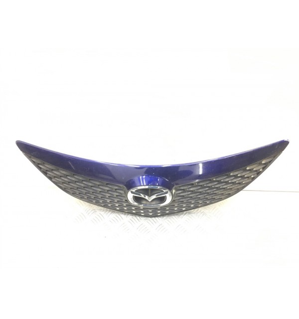Решетка радиатора бу для Mazda 3  BK 1.6 i,  2005 г.
