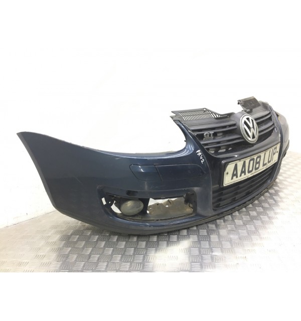Бампер передний бу для Volkswagen Golf 5 2.0 TDi,  2008 г.