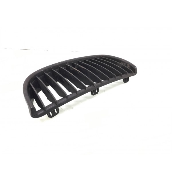 Решетка радиатора бу для BMW 3 E90/E91/E92/E93 2.5 i,  2006 г.