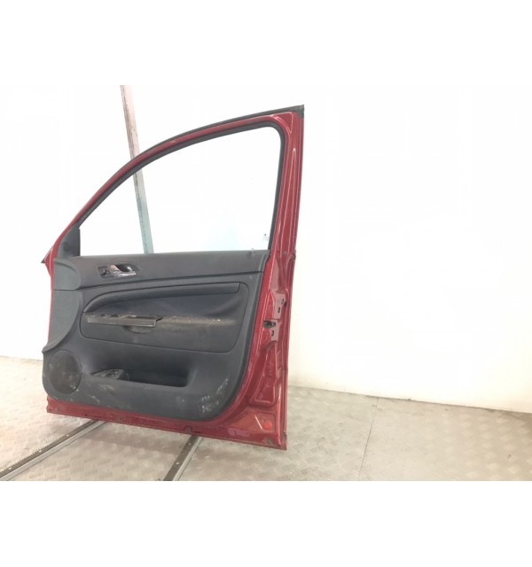 Дверь передняя правая бу для Skoda Superb  2.0 i,  2006 г.