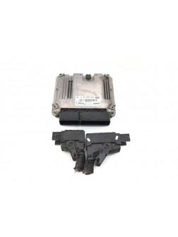 Блок управления двигателем бу для Opel Astra J 2.0 CDTi,  2013 г.