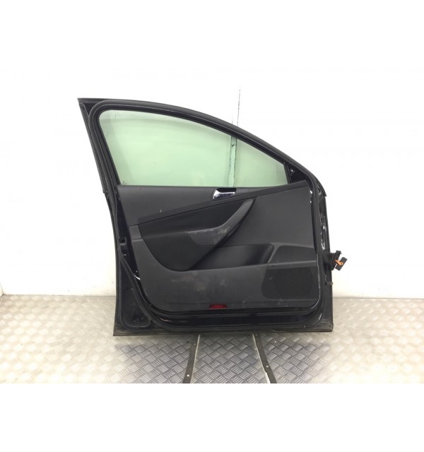 Дверь передняя левая бу для Volkswagen Passat B6 2.0 TDi,  2007 г.