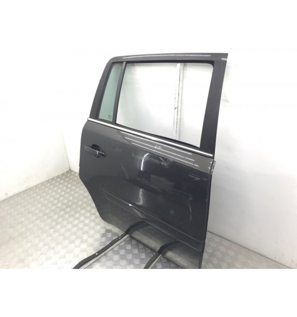 Дверь задняя правая бу для Opel Zafira B 1.7 CDTi,  2012 г.