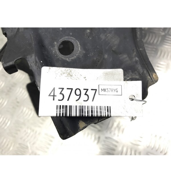 Панель передняя (телевизор) бу для Volvo S80  2.4 D5,  2007 г.