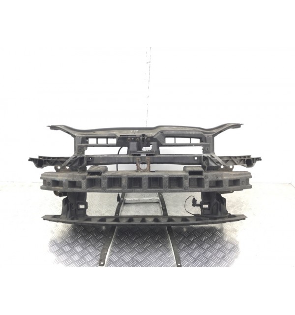 Панель передняя (телевизор) бу для Volkswagen Golf 5 1.9 TDi,  2007 г.