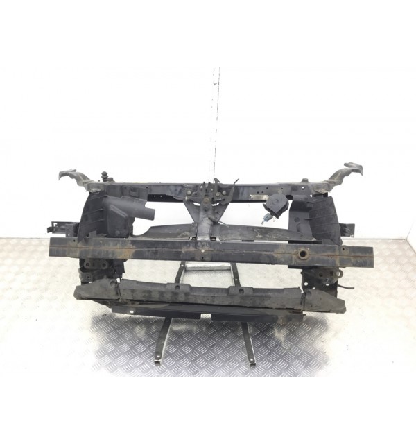 Панель передняя (телевизор) бу для Nissan Qashqai  2.0 DCi,  2008 г.