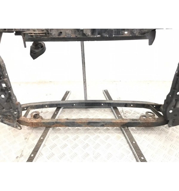 Панель передняя (телевизор) бу для Nissan Qashqai  1.5 DCi,  2011 г.