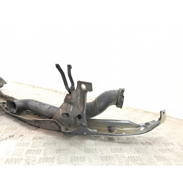 Панель передняя (телевизор) бу для Opel Astra H 1.6 i,  2005 г.