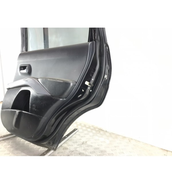 Дверь задняя правая бу для Mitsubishi Outlander 2 2.0 DiD,  2007 г.