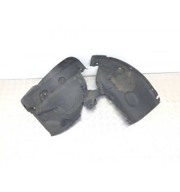 Защита арок передняя правая (подкрылок) бу для Renault Megane 3 1.6 i,  2010 г.