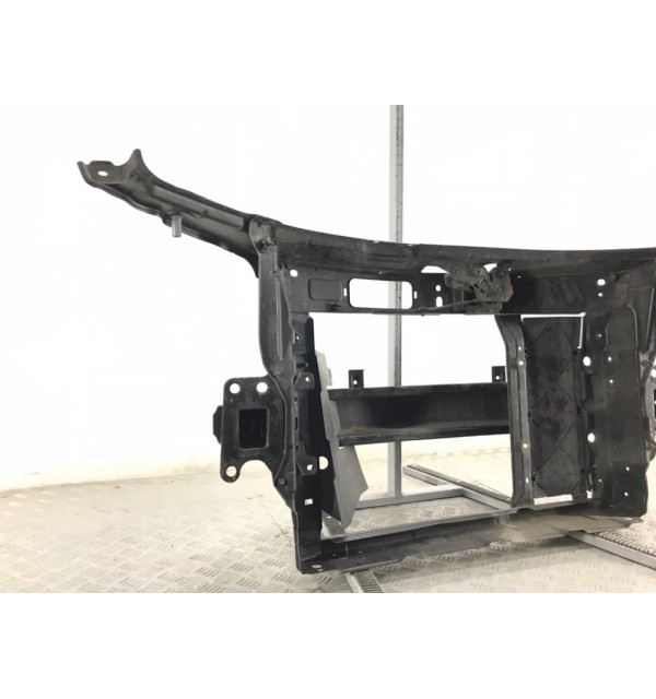 Панель передняя (телевизор) бу для Skoda Fabia 2 1.2 i,  2009 г.