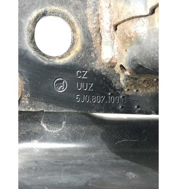 Панель передняя (телевизор) бу для Skoda Fabia 2 1.2 i,  2009 г.