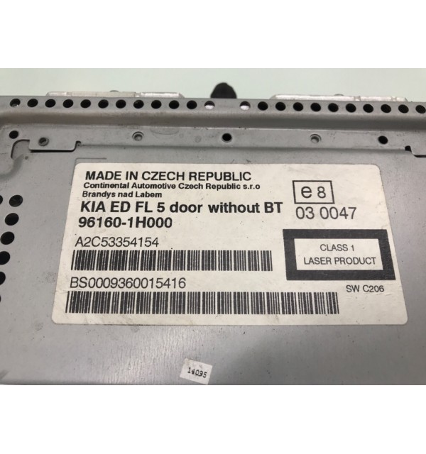 Магнитола бу для Kia Ceed 1 1.4 i,  2009 г.