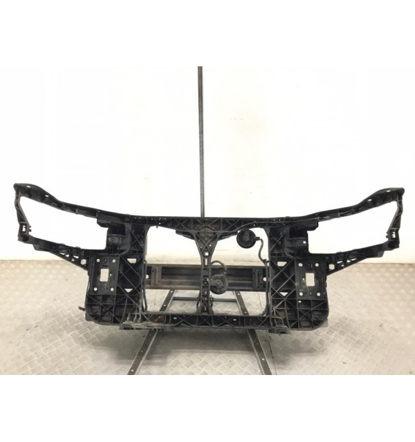 Панель передняя (телевизор) бу для Kia Ceed 1 1.6 CRDi,  2012 г.