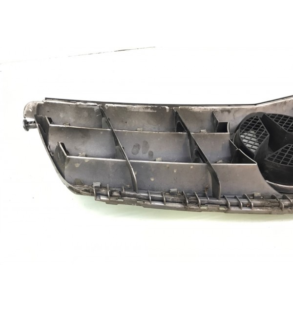 Решетка радиатора бу для Mercedes C W204 1.8 i,  2010 г.