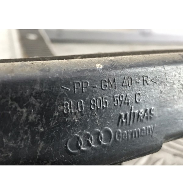 Панель передняя (телевизор) бу для Audi A3 8L 1.8 i,  2003 г.