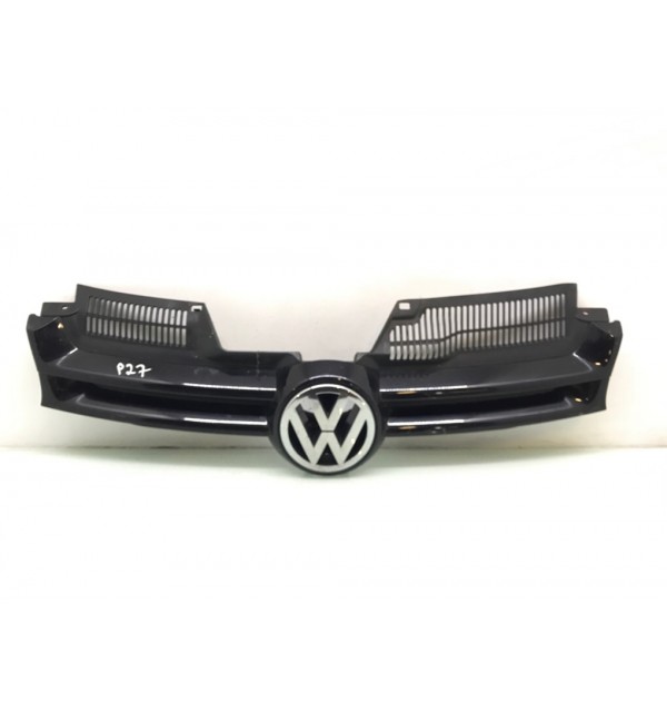 Решетка радиатора бу для Volkswagen Golf 5 1.9 TDi,  2008 г.