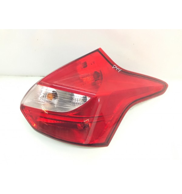 Фонарь задний правый бу для Ford Focus 3 1.6 i,  2011 г.
