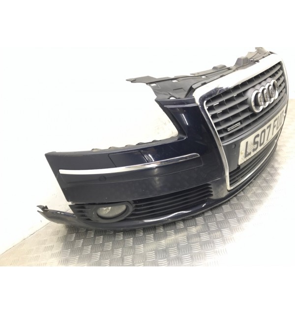 Бампер передний бу для Audi A8 D3 3.0 TDi,  2007 г.