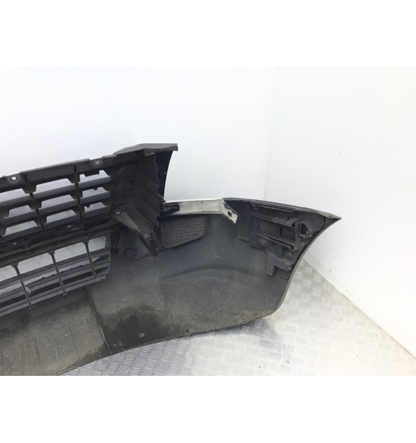 Бампер передний бу для Volkswagen Crafter  2.0 TDi,  2012 г.