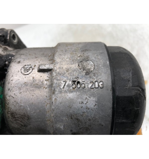 Корпус масляного фильтра бу для BMW 3 E90/E91/E92/E93 2.0 i,  2006 г.