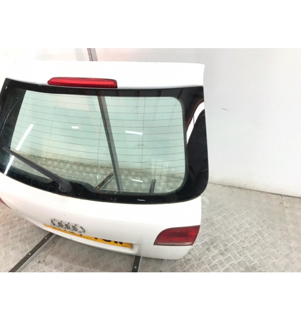 Крышка багажника бу для Audi A3 8P 1.4 TFSI,  2009 г.