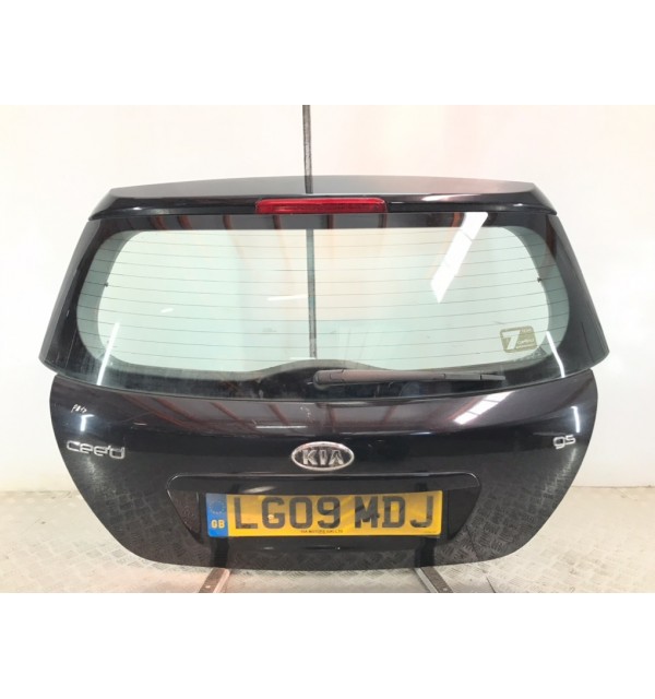 Крышка багажника бу для Kia Ceed 1 1.6 CRDi,  2009 г.