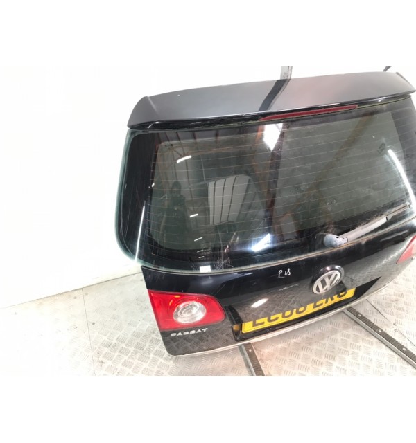 Крышка багажника бу для Volkswagen Passat B6 1.9 TDi,  2006 г.